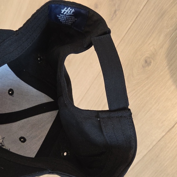 Veronica Beard Hat - Picture 2 of 2